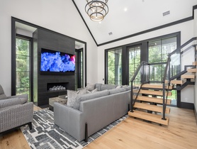 Contains 4 invisible speakers behind walls, ceiling speakers, and Leon soundbar for full surround sound.