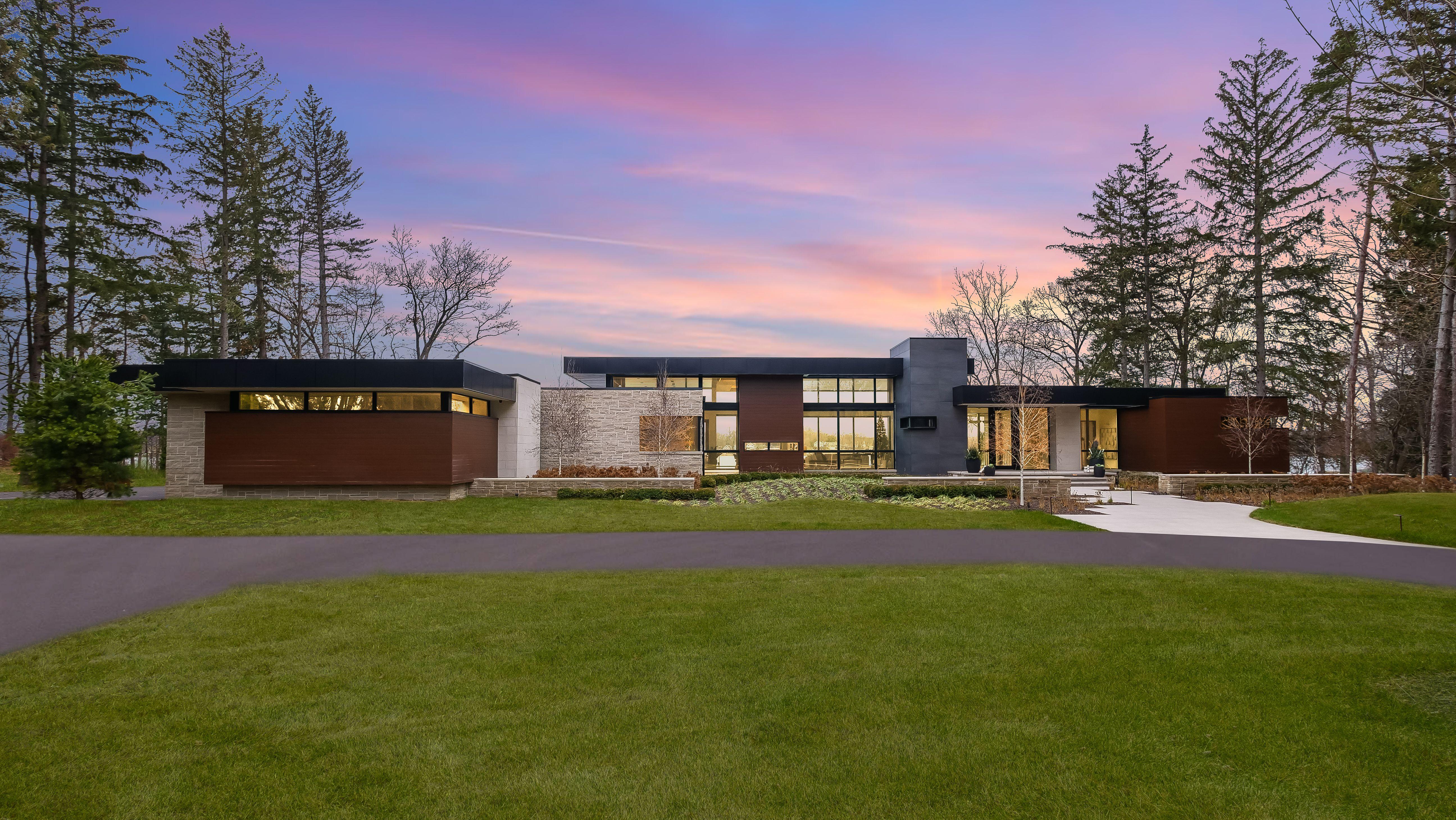 Buday's Home Electronics Simplified Facade Shades